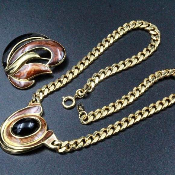 Vintage Mint Trifari TM Brown Enamel Black Cabochon Necklace Set - Picture 3 of 9